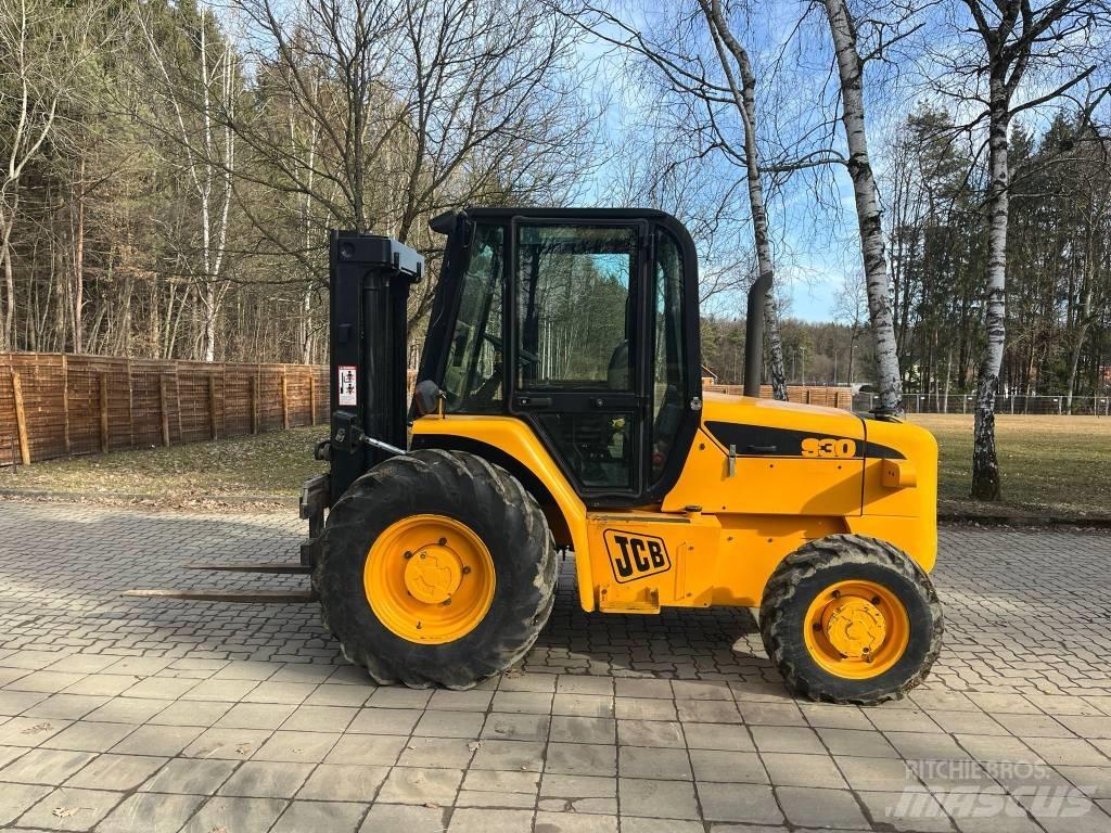 JCB 930 Vanterenski viljuškar