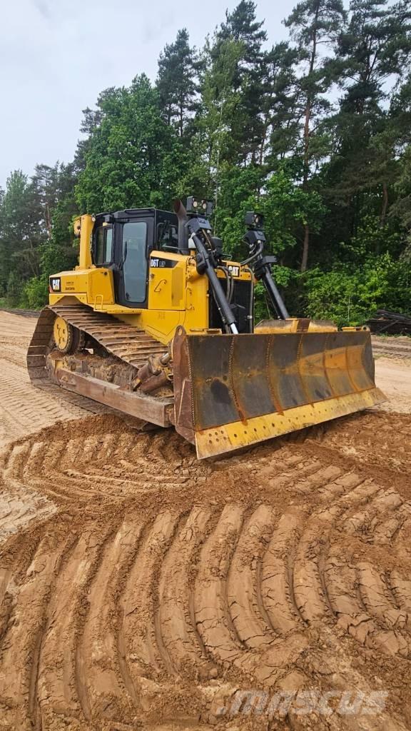 CAT D 6 T LGP Buldožeri guseničari