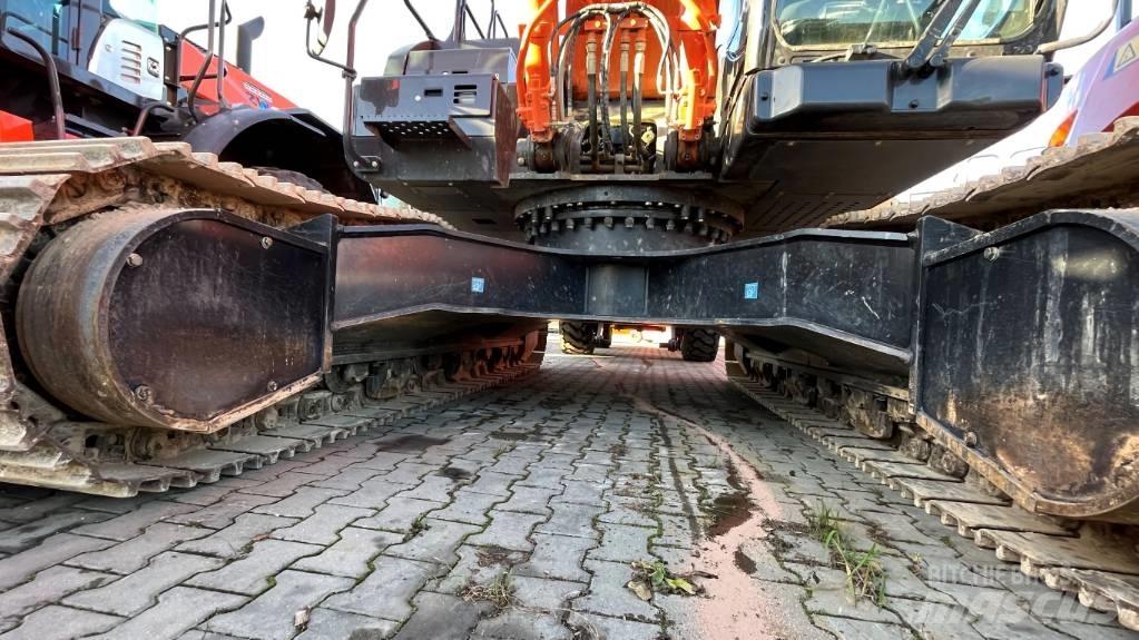 Hitachi ZX300LC-7 Bageri guseničari