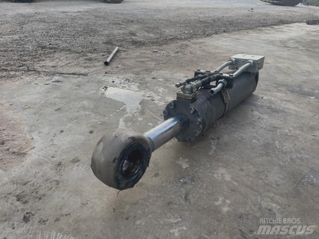 Liebherr A 910 Comp Hidraulika