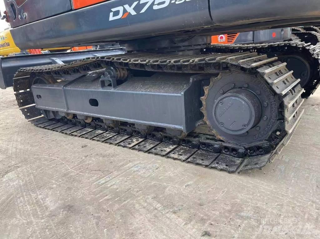 Doosan DX 75 Bageri guseničari