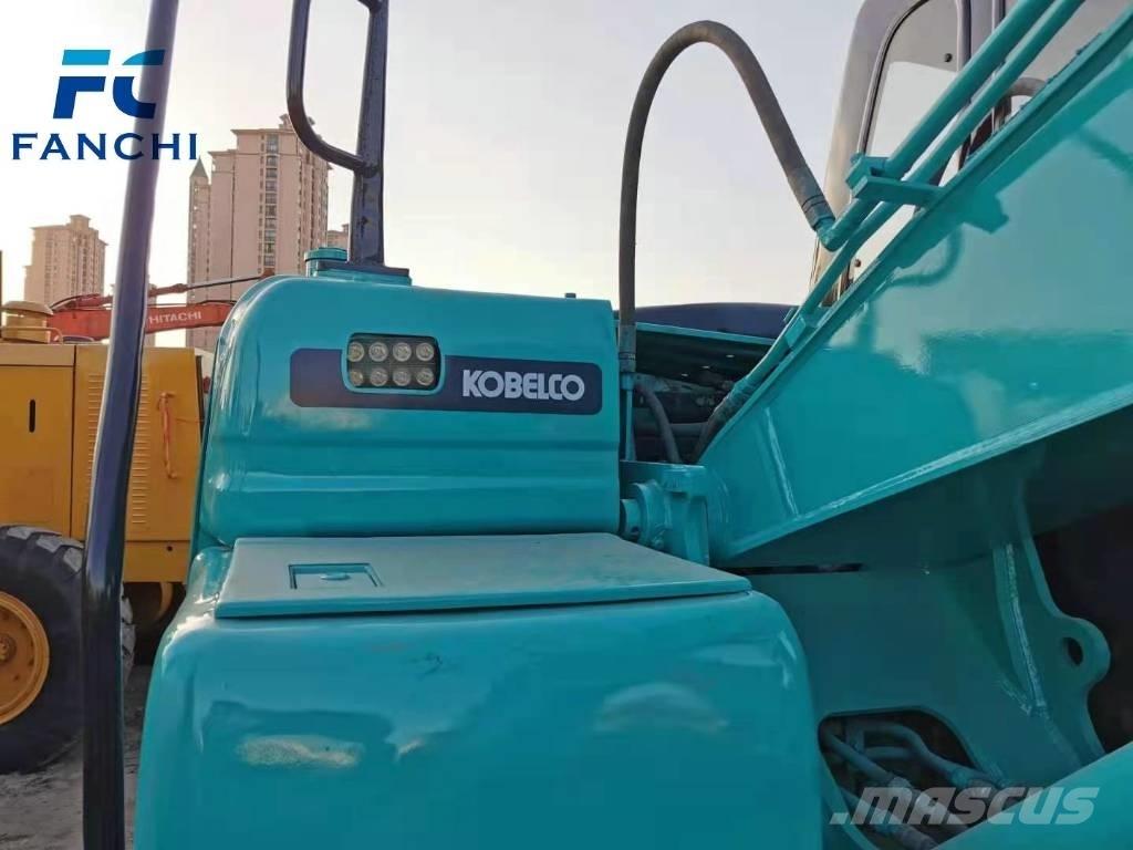 Kobelco 140 LC Bageri guseničari