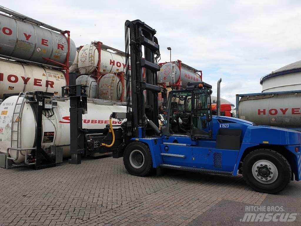 Kalmar DCG1700-12, Kontejnerski viljuškari