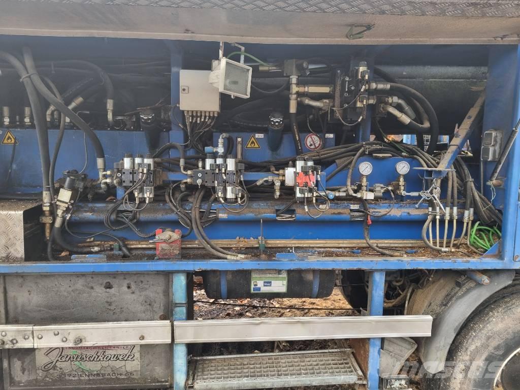  S und UE SSA 700 Cepači za drva, drobilice za drvo i strugači