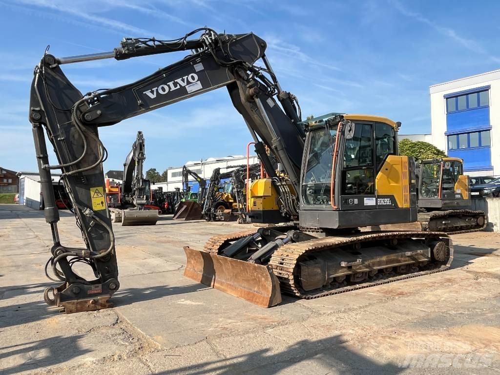 Volvo ECR235EL Bageri guseničari