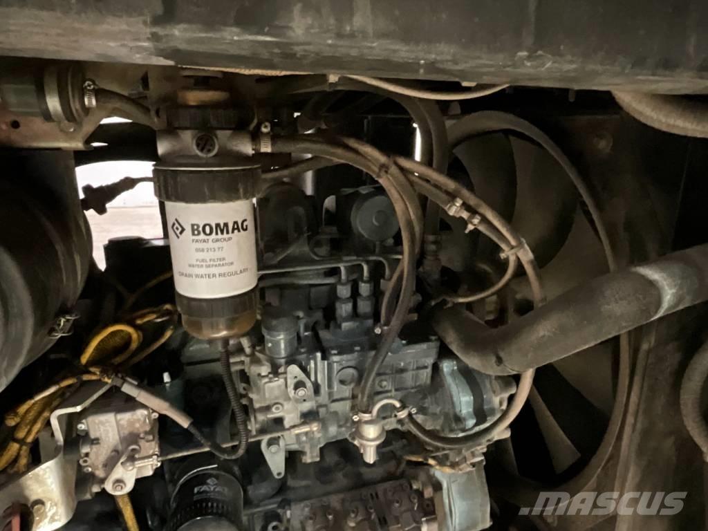 Bomag BW 174 A P AM Valjci sa duplim bubnjem