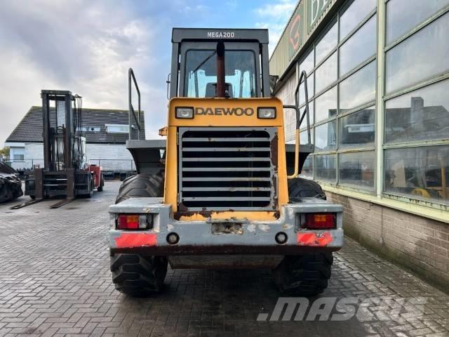 Daewoo MC 200 Utovarivači na točkove