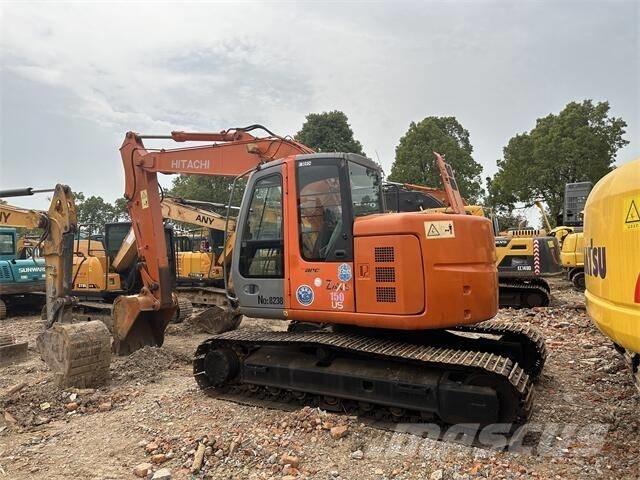Hitachi ZX138 Bageri guseničari