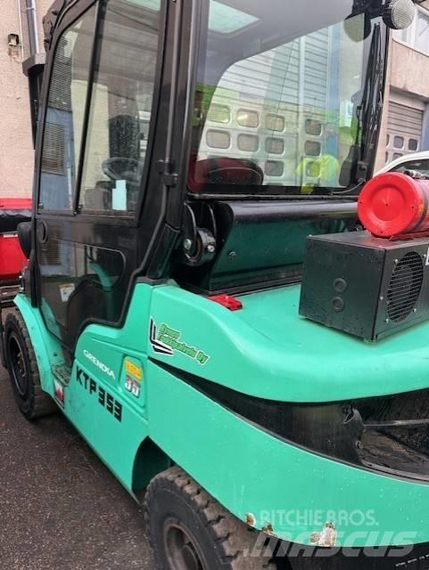 Mitsubishi FD 35 N Dizelski viljuškari