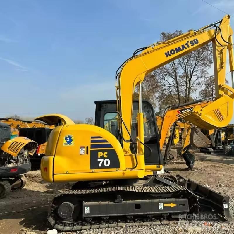 Komatsu PC 70 Midi bageri 7t – 12t