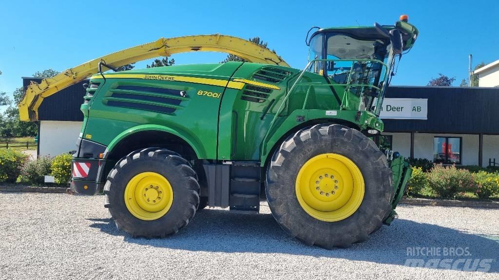 John Deere 8700i Mašine za stočnu hranu sa sopstvenim pogonom