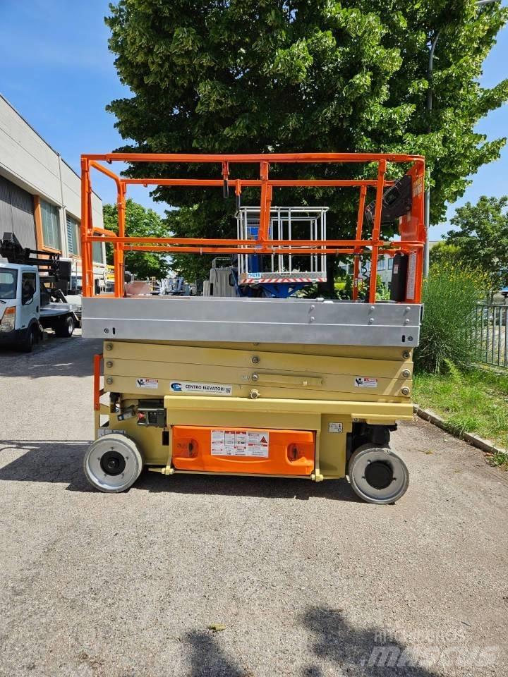 JLG 2630 ES Makazaste platforme