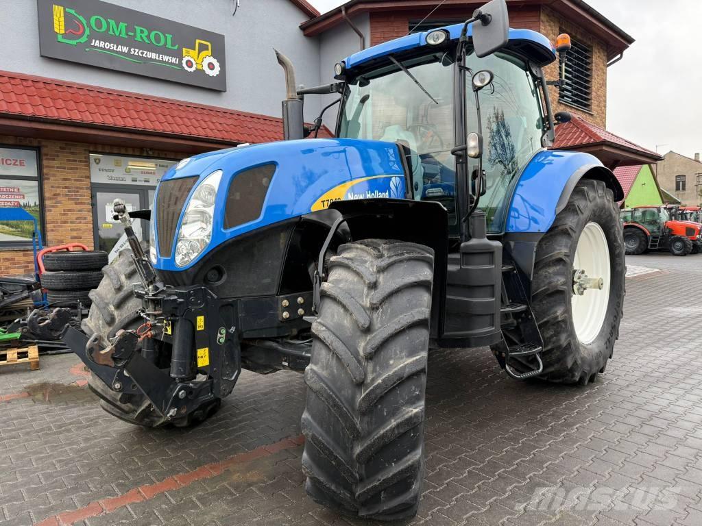 New Holland T 7040 Traktori