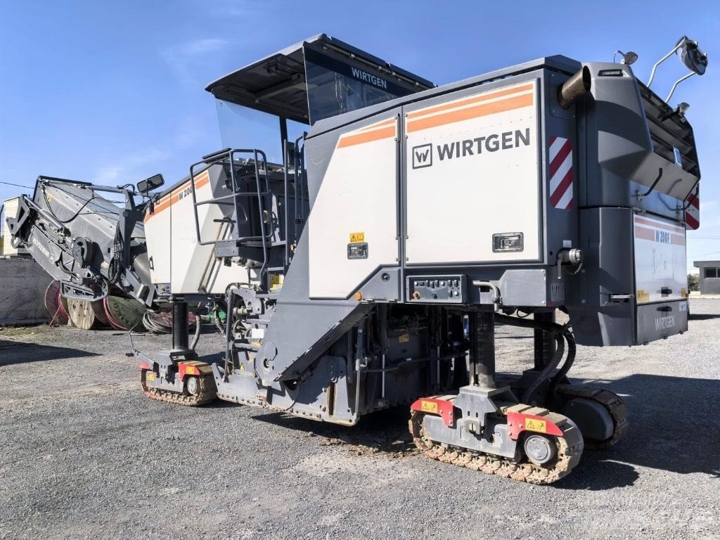 Wirtgen W200F Freze za asfalt