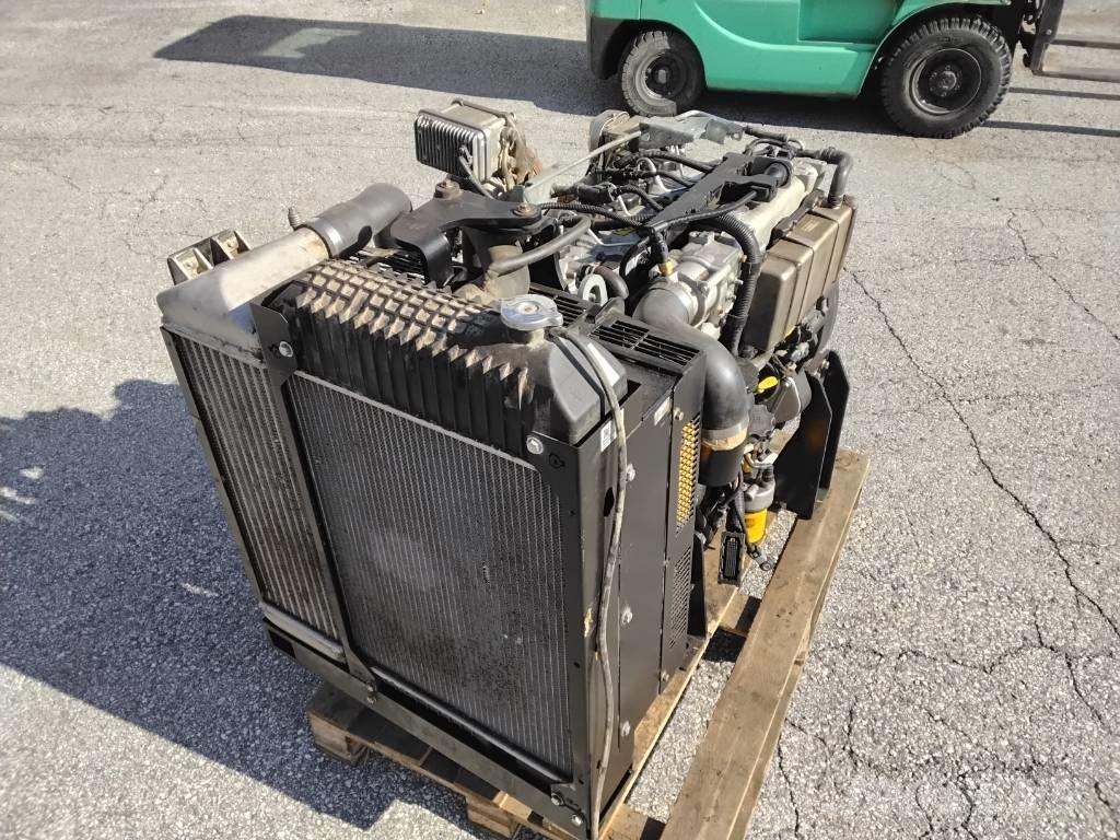 JCB 444TA4i-81 Motori