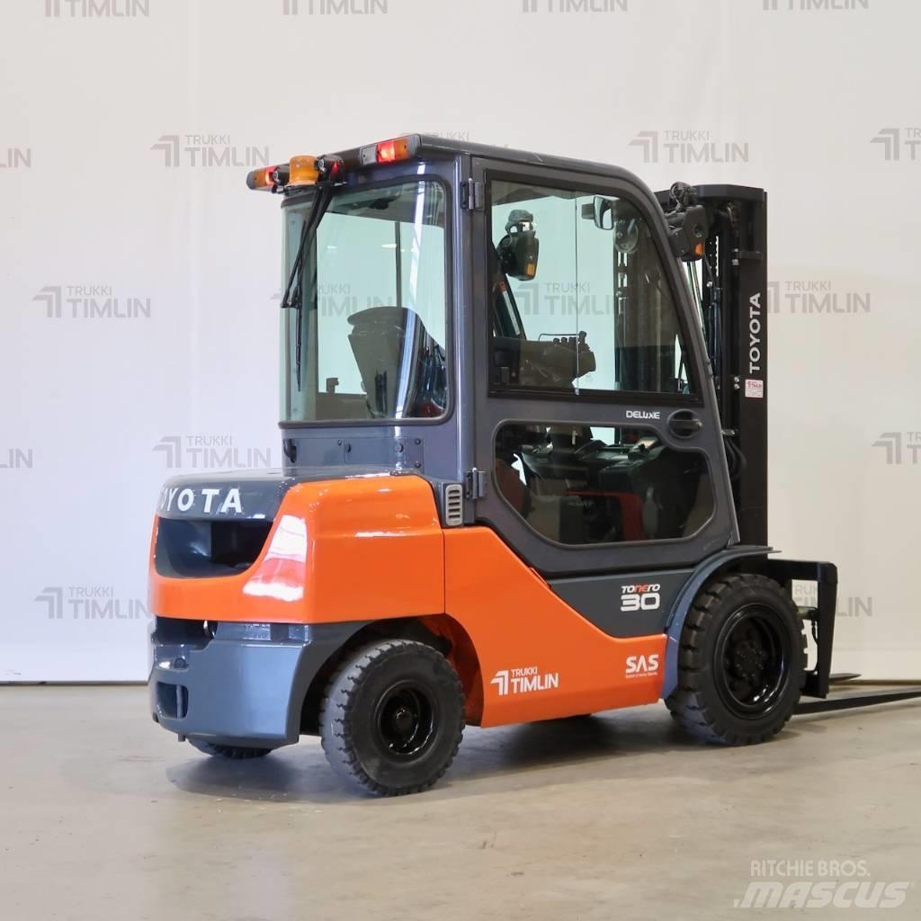 Toyota 02-8FDF30 Dizelski viljuškari