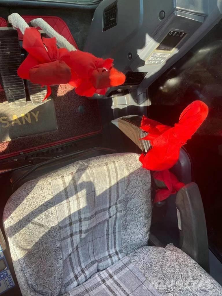 Sany SY75C Midi bageri 7t – 12t