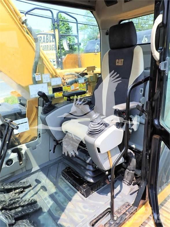 CAT 324EL Bageri guseničari