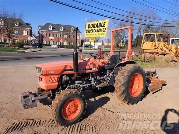 Kubota L355SS Traktori