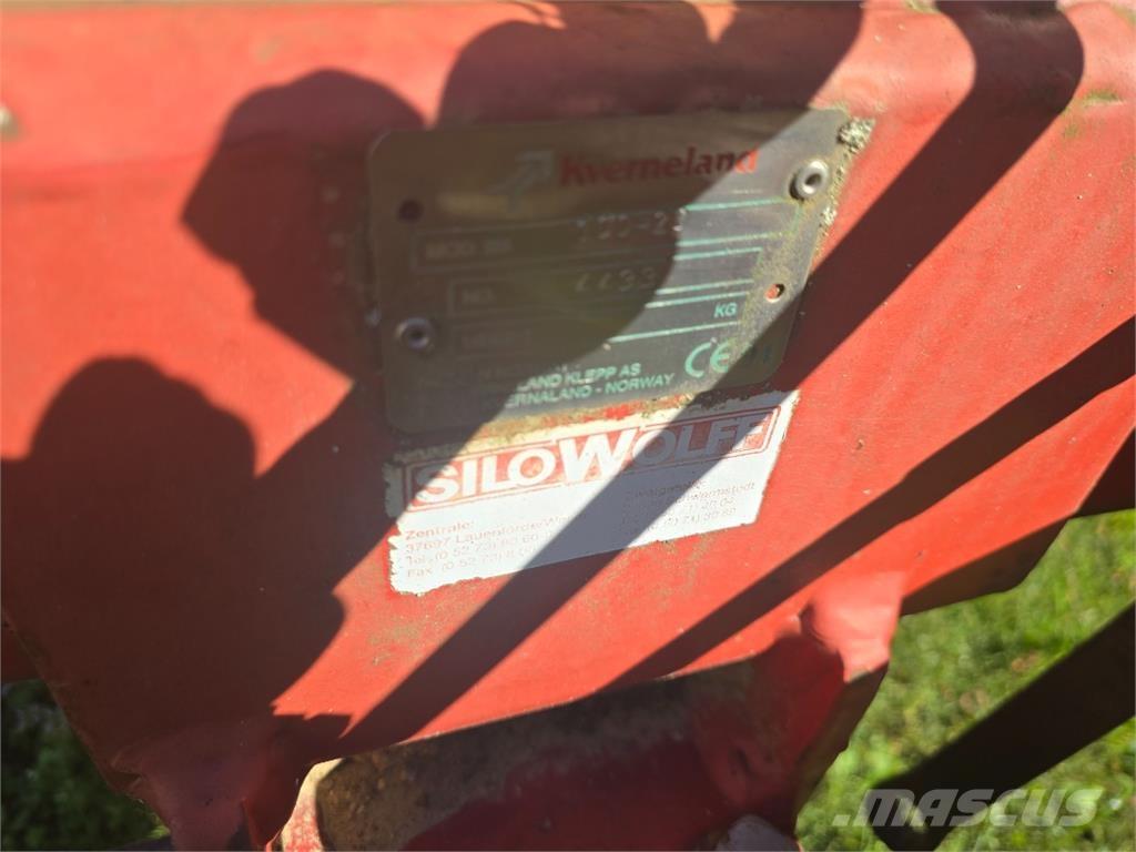 Kverneland BB 100 Plugovi