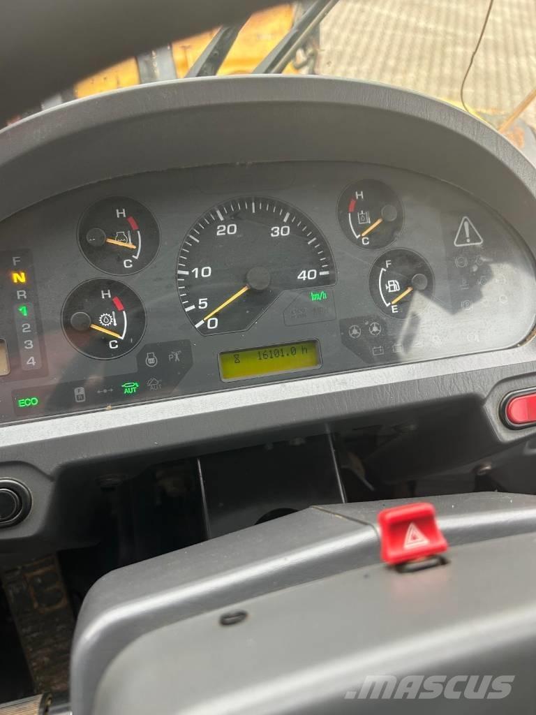 Komatsu WA 470-6 Utovarivači na točkove