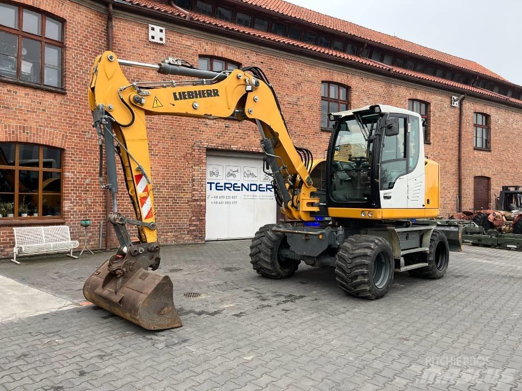Liebherr A 910 Comp Bageri točkaši
