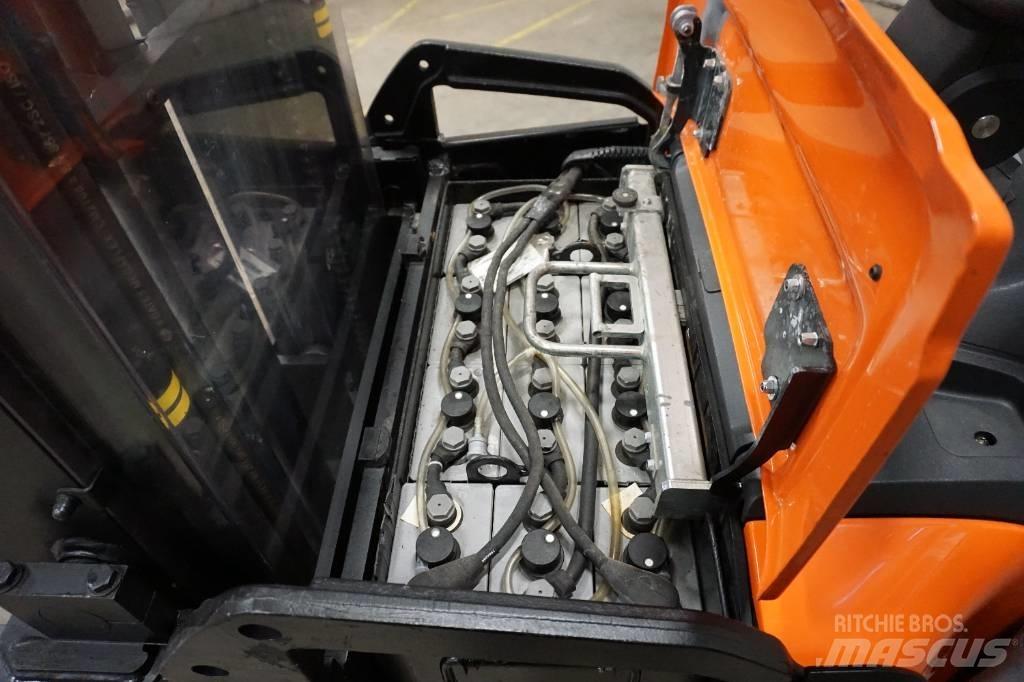 Toyota SPE160L Ručni električni viljuškar