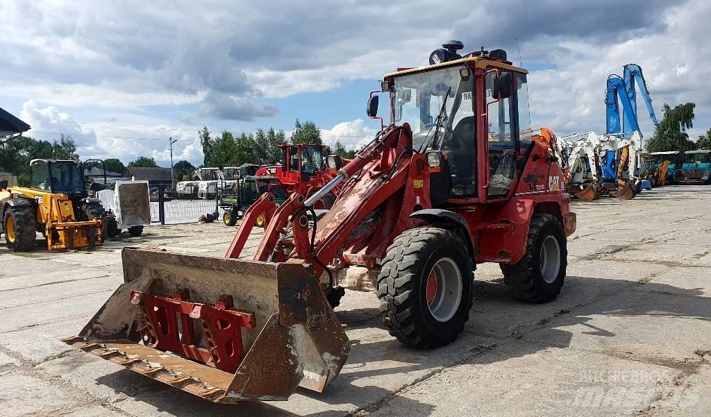 CAT 908 Utovarivači na točkove