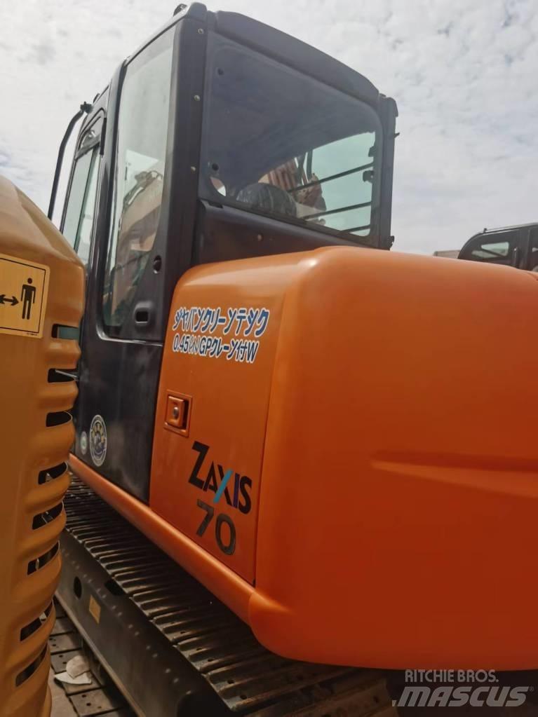 Hitachi ZX 70 Mini bageri < 7t
