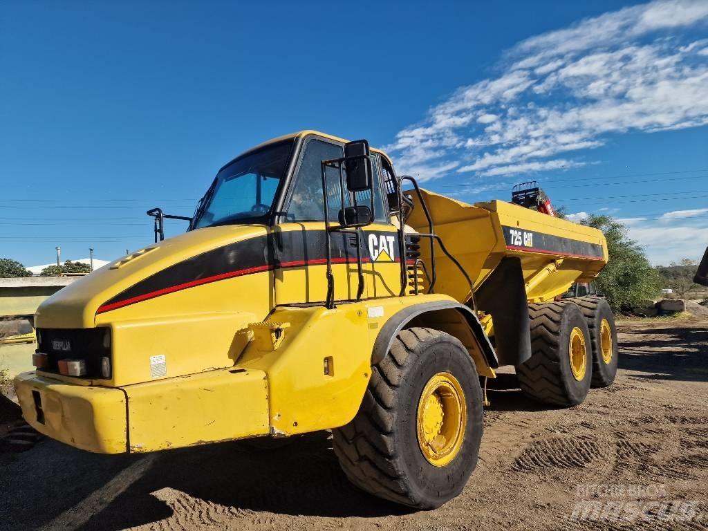 CAT 725 Zglobni damperi