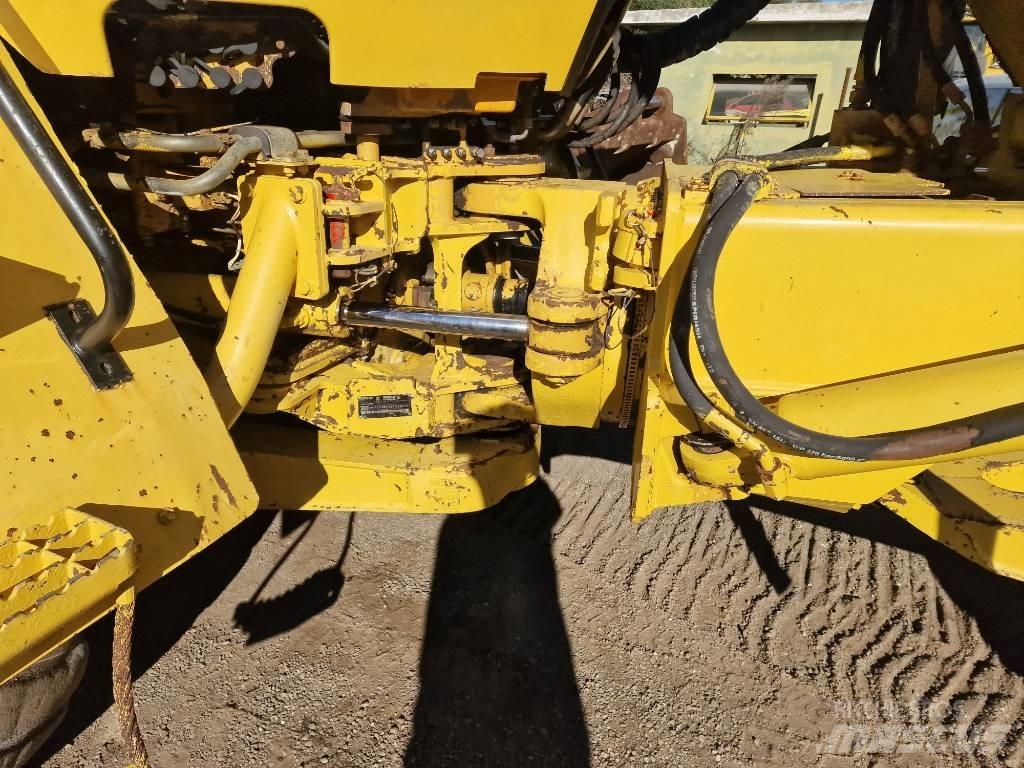 CAT 725 Zglobni damperi