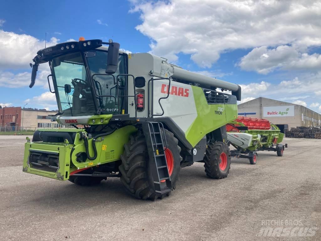 CLAAS Trion 730 Kombajni