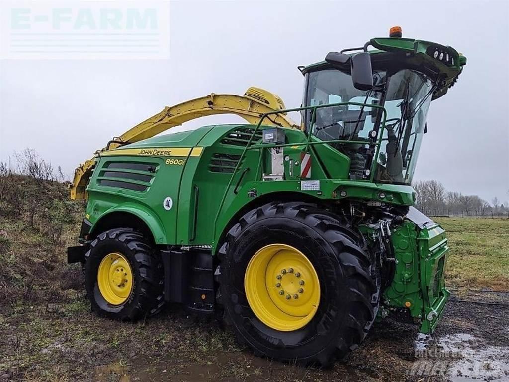 John Deere 8600i Mašine za stočnu hranu sa sopstvenim pogonom