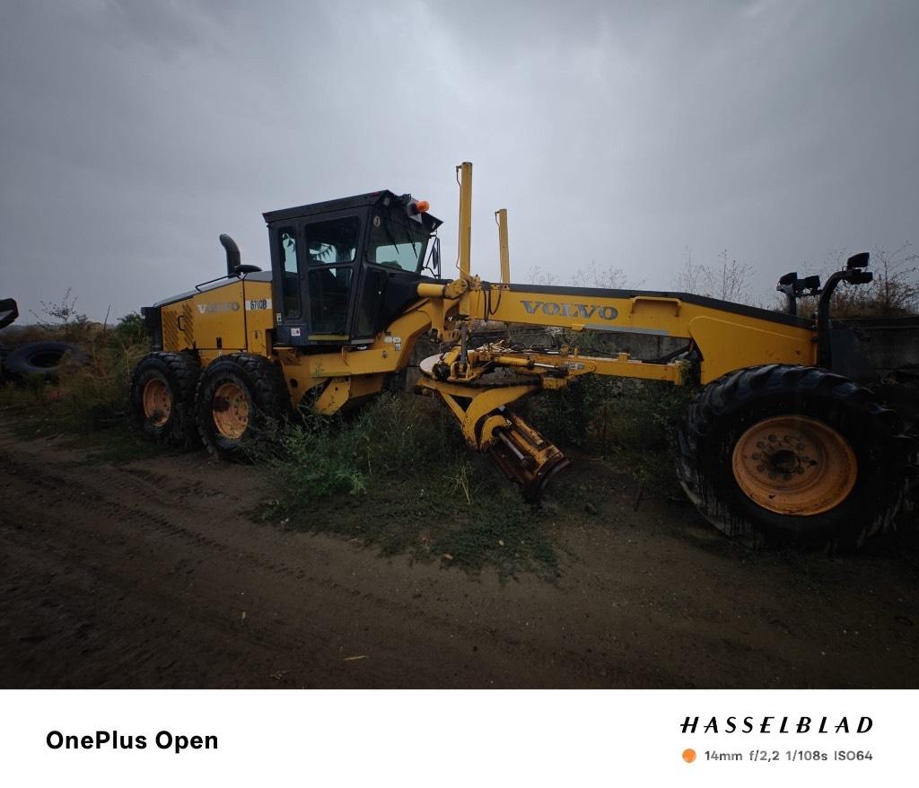  Greder Volvo G710 Kabine i unutrašnjost