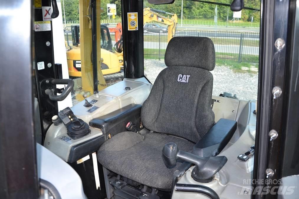 CAT D 6 N LGP Buldožeri guseničari