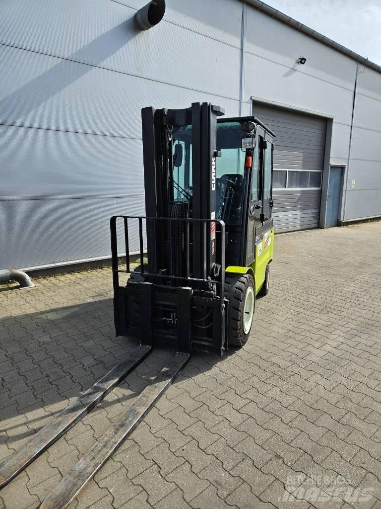 Clark EPX32i Električni viljuškari