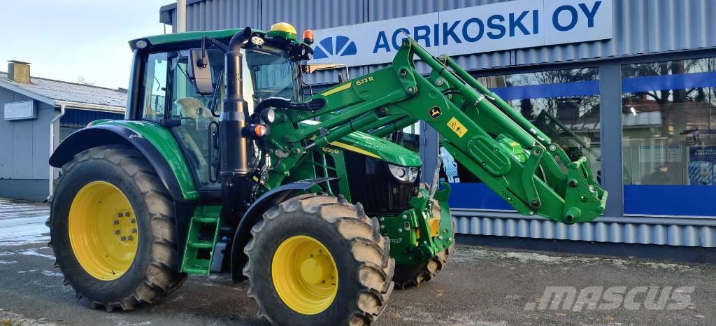John Deere 6120 M Traktori