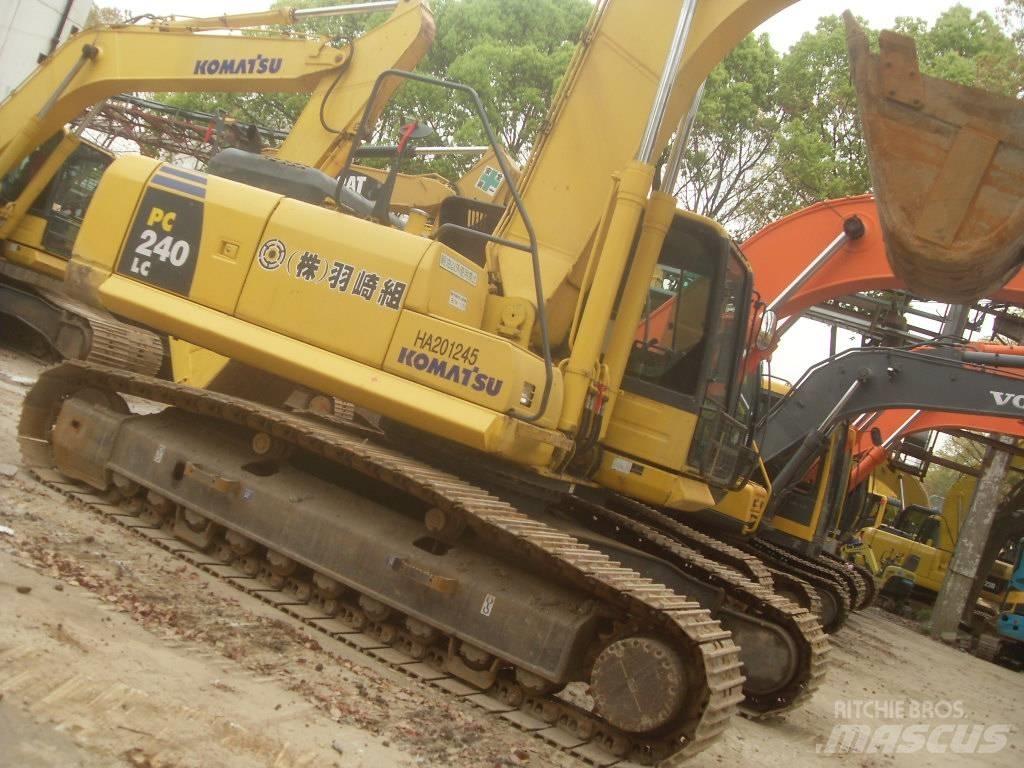 Komatsu PC240 Bageri guseničari