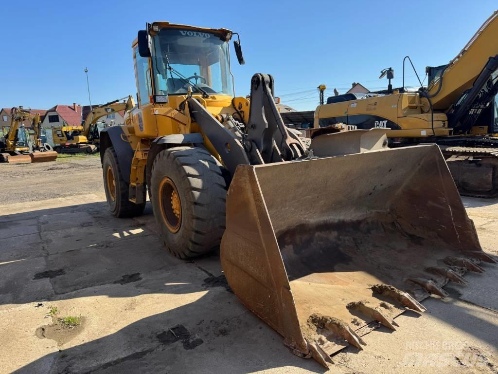 Volvo L 90 E +Mérleg Utovarivači na točkove