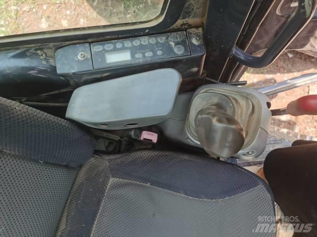 Hitachi ZX 55 USR Mini bageri < 7t