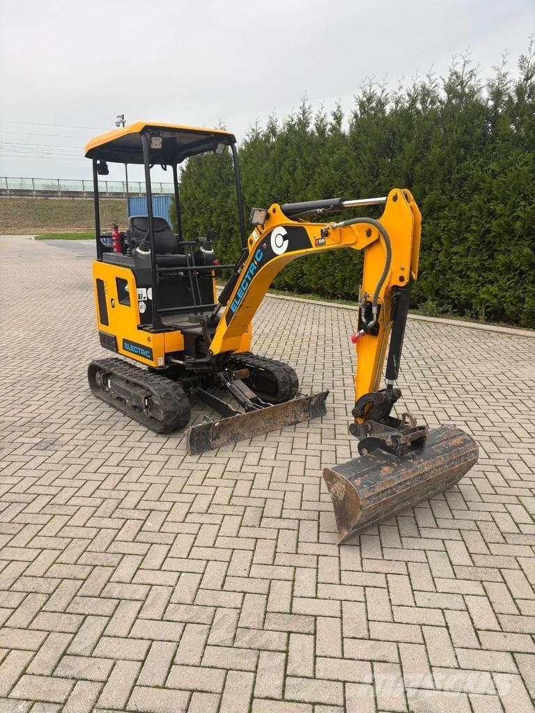 JCB 19C-1E Mini bageri < 7t