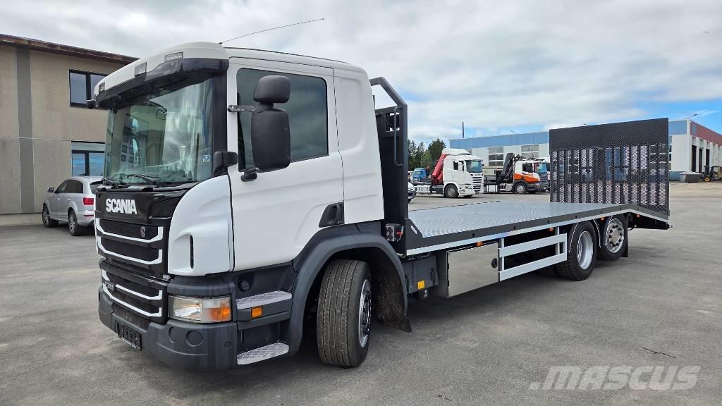 Scania P320 6X2*4 Kamioni sa ravan platformom / vitlom