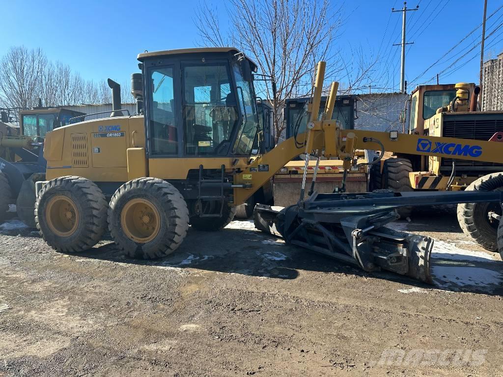 XCMG GR1803 Buldožeri na točkovima