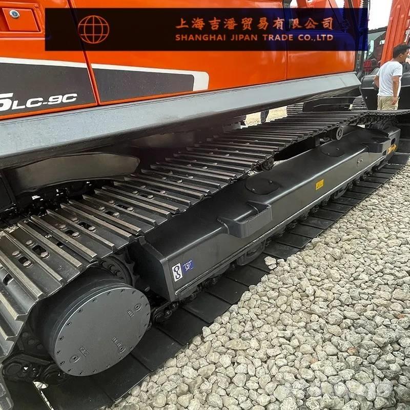 Doosan DX 225 Bageri guseničari