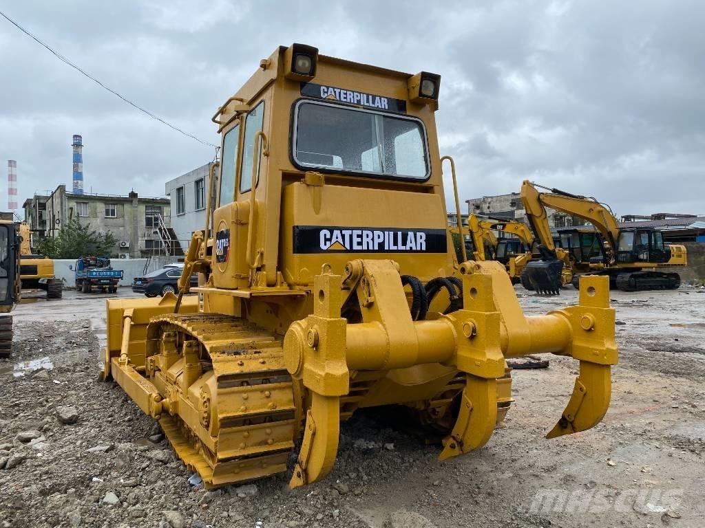 CAT D 6 D Buldožeri guseničari