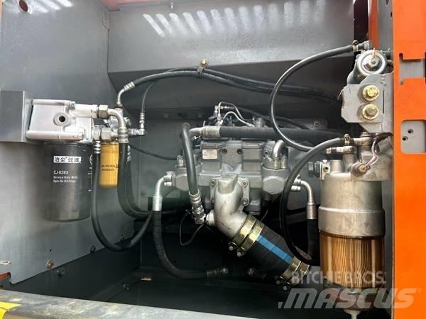 Hitachi zx240 Bageri guseničari