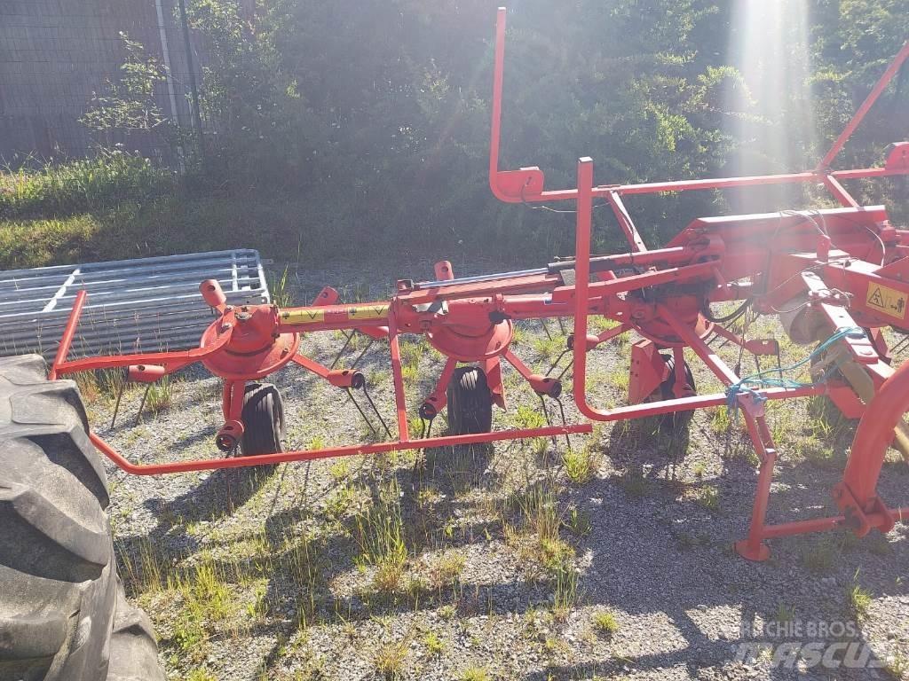 Kuhn GF 5801 MH Okretači i sakupljači sena