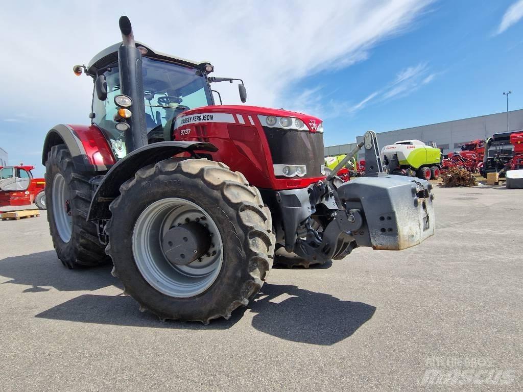 Massey Ferguson 8737 Traktori