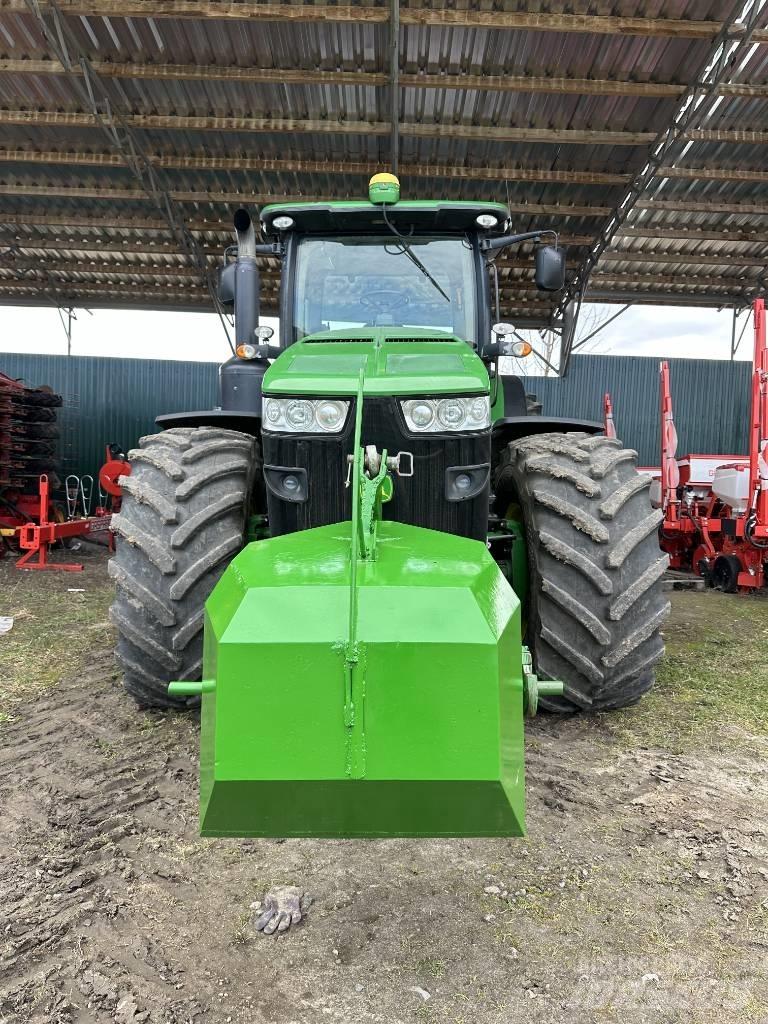 John Deere 8360 R Traktori