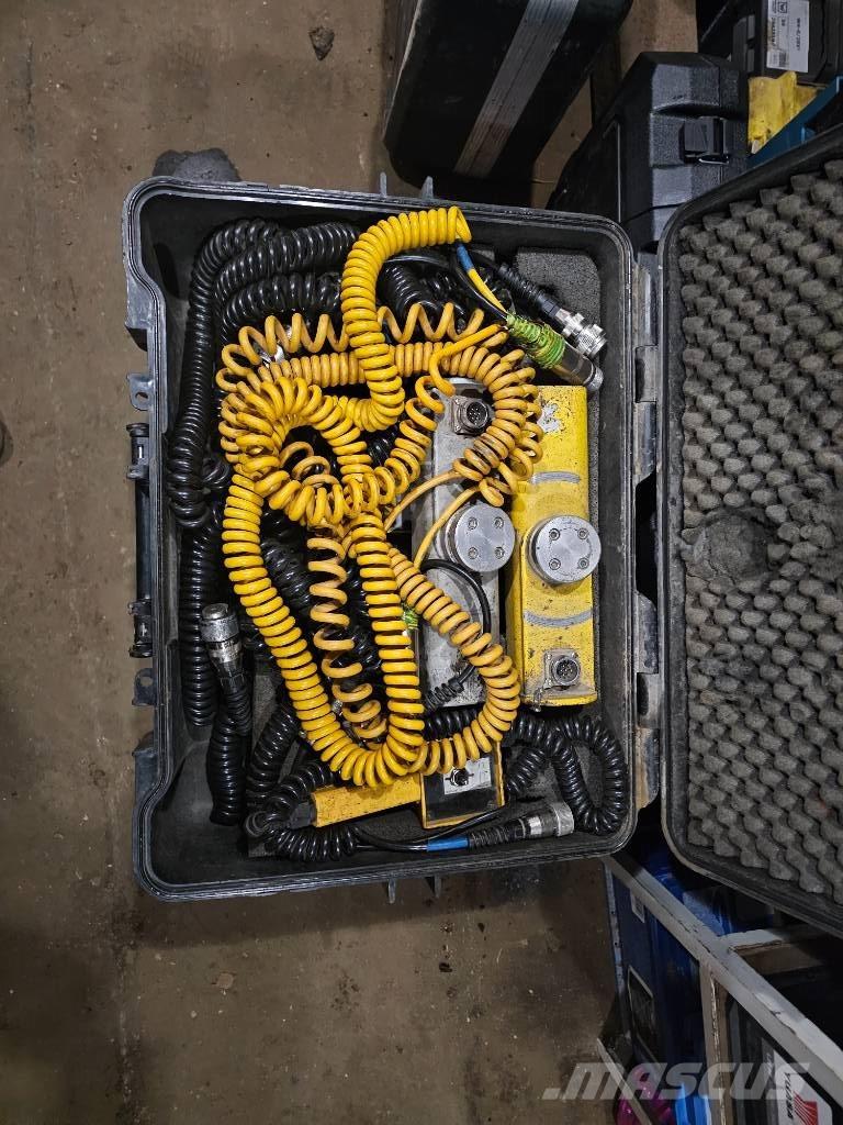 Volvo P6820C Asfaltni finišeri